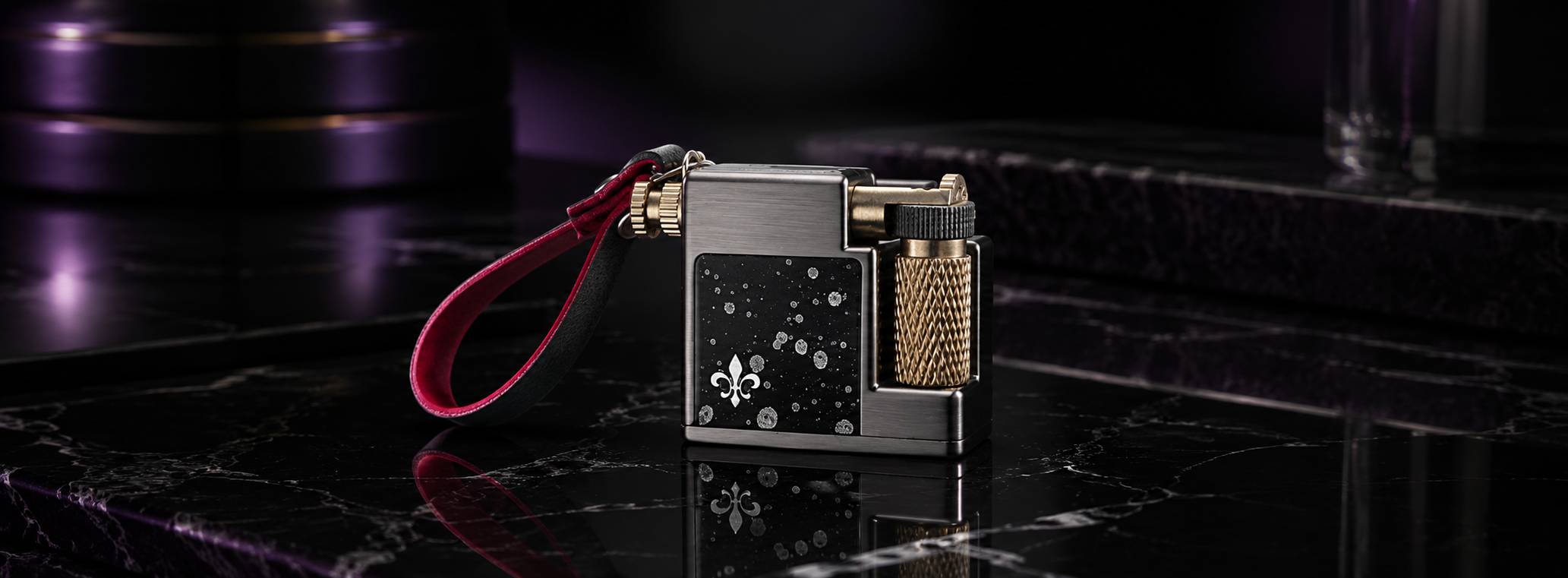 Premium  Chief   Black 

    Chief Lighter Banner