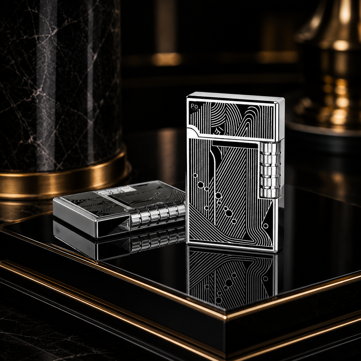 Inspired black-silver 
    Sanji   Lighter