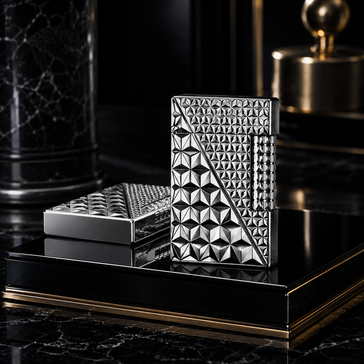 Diamond-Cut Silver
 Sanji   Lighter
