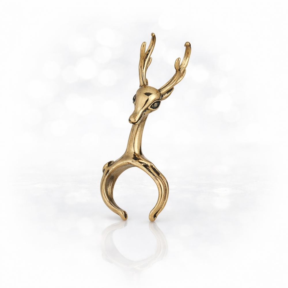 Smoke King Deer Head Cigarette Holder Ring | Retro Metal Finger Clip Smoking Accessory | Creative Punk Style Smoking Rest | Unique Gift for Smokers