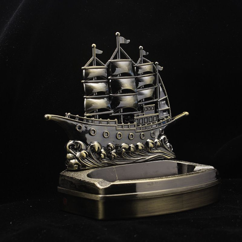 Smoke King Sailing Ship Table Lighter with Ashtray, Vintage Nautical Metal Desk Lighter, Decorative Pirate Ship Design, Maritime Collectible for Men, Premium Gift