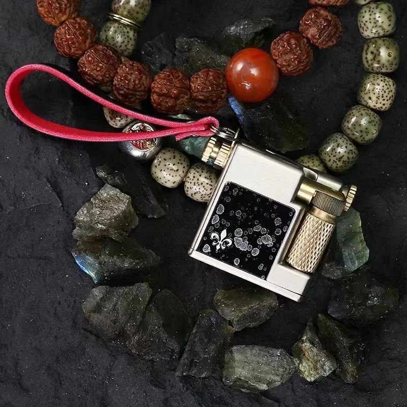 Chief Black Lotus Kerosene Lighter