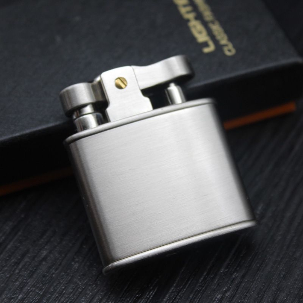 Smoke King Vintage Retro Classic HY695 Silver Trench Lighter | Refillable Kerosene CAM Ignition Lighter | Stainless Steel Windproof Pocket Lighter